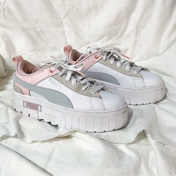 Puma white and pink sneakers - Picture 1 of 6